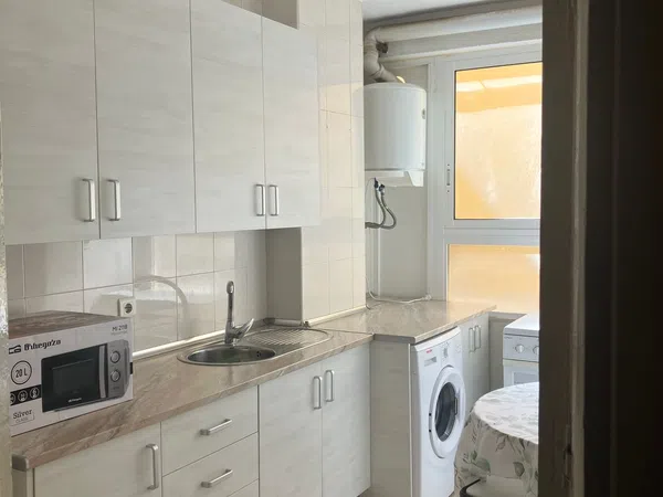 Piso en Avenida de Pablo Iglesias, 8 junto a Puerta Purchena, Centro-Rambla, Centro-Rambla - Foto 2