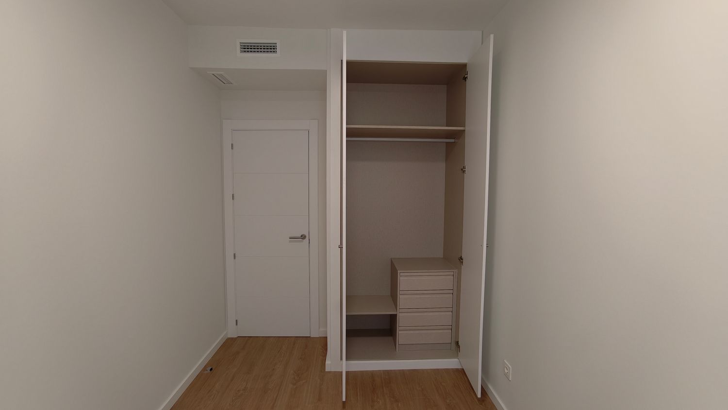 Piso en calle Juan Antonio Carrillo Salcedo, 4 - Foto 10