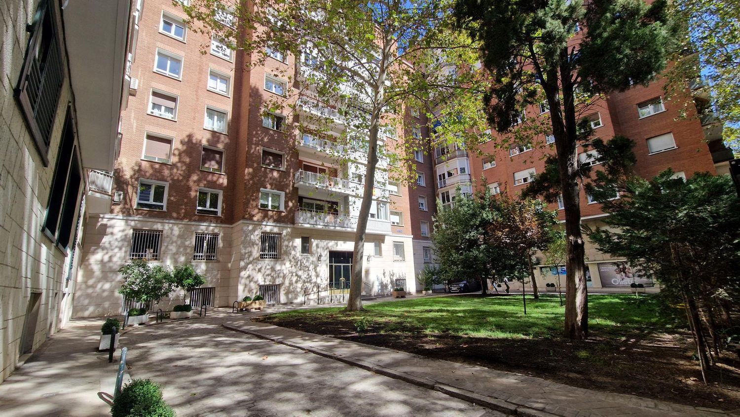 Piso en calle de Rafael Salgado, 17