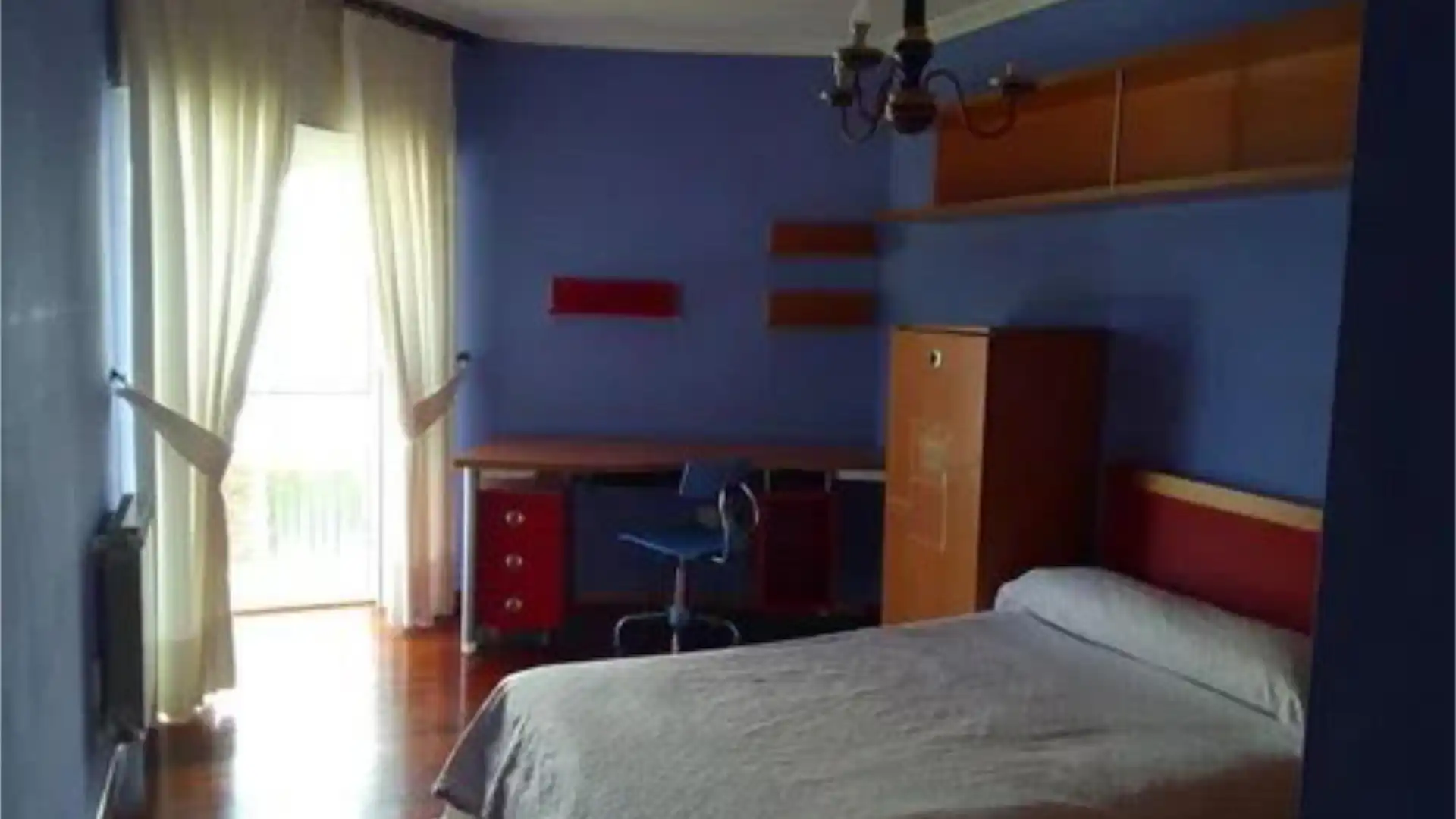 Casa adosada en Santiago de Compostela - Foto 4