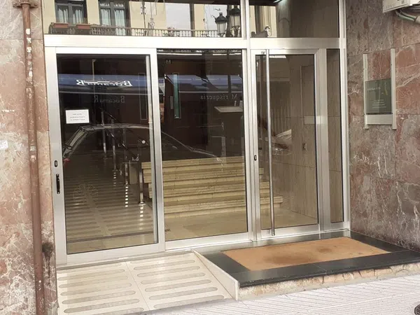 Piso en Calle Marqués de Pidal, 17, Parque San Francisco-Uría - Foto 1