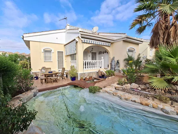 Casa o chalet independiente en Calle Isla Menorca Número 2, 30, La Fiesta - Foto 1