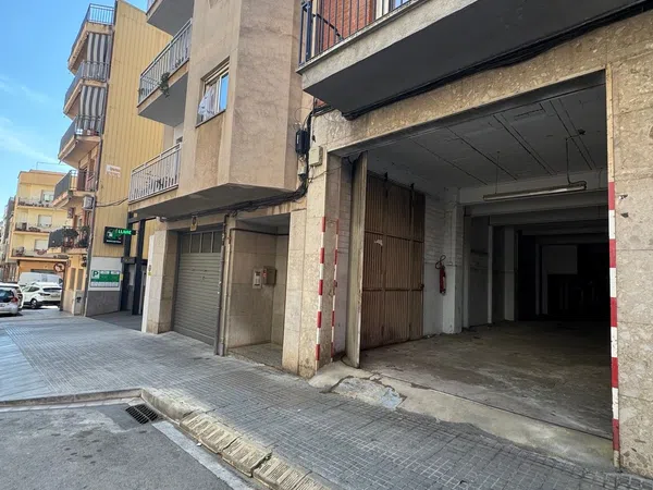 Nave en Calle del Marquès de Comillas, 111 - Foto 1