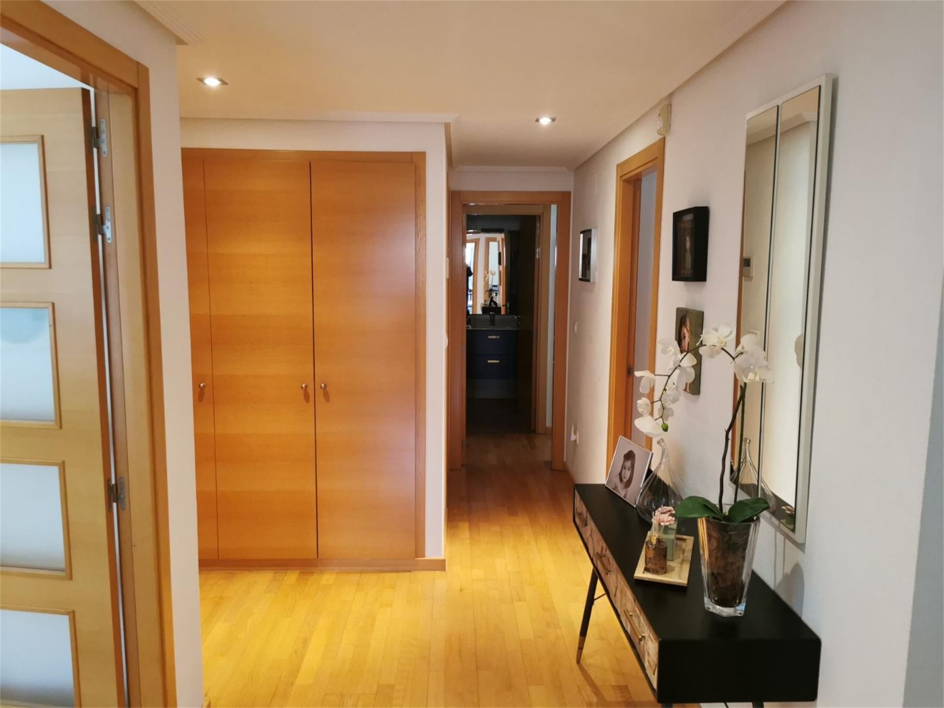 Piso en  Avenida Don Juan de Borbón - Foto 2