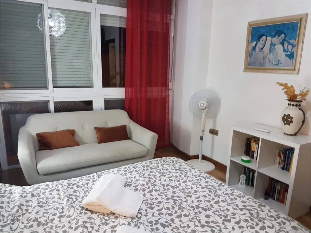 Piso en  Calle Huerto del Conde 20 - Foto 2