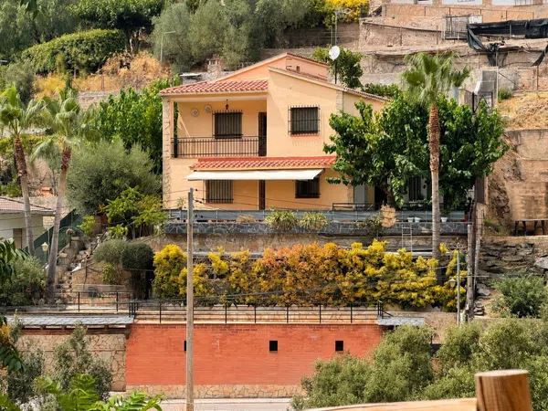 Casa o chalet independiente en Carretera del Bonrepòs, 51 - Foto 1
