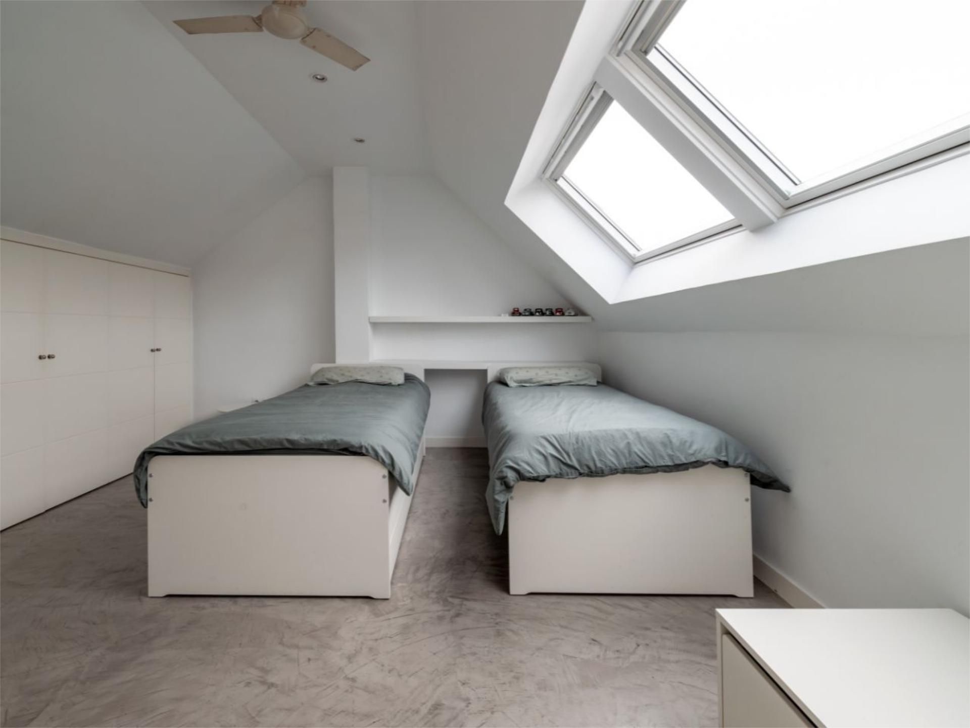 Casa adosada en  Calle Eugenia del Pozo 1 - Foto 28