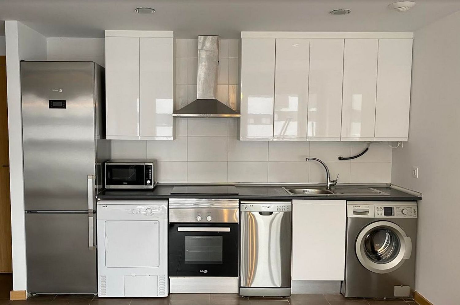 Piso en avenida de Castilla y León, 11