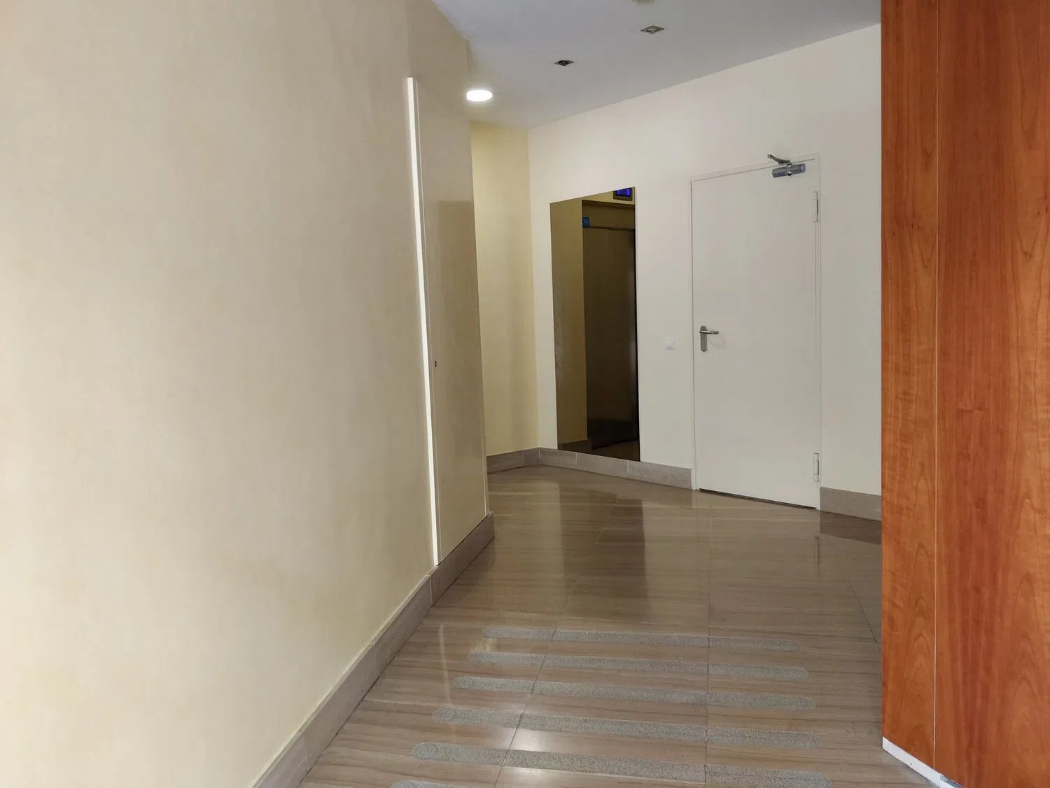 Piso en calle del Consell de Cent, 38 - Foto 5