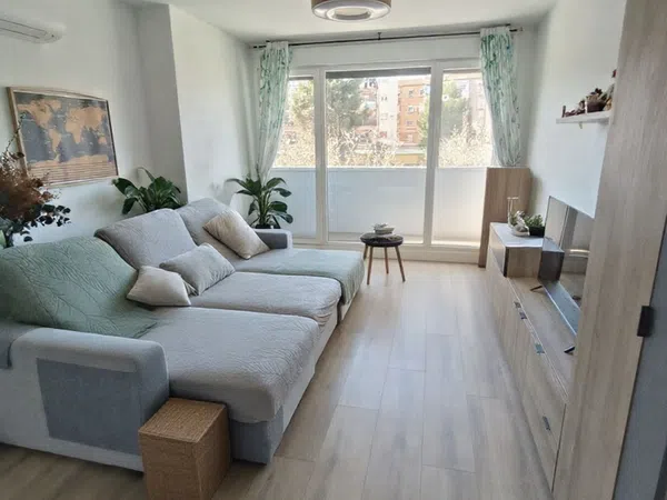 Estudio en paseo de Europa, 30 - Foto 1