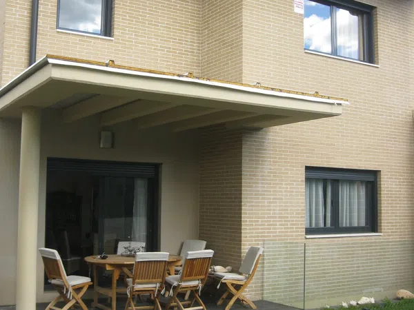 Chalet pareado en Barrio Zona Estación - Foto 1