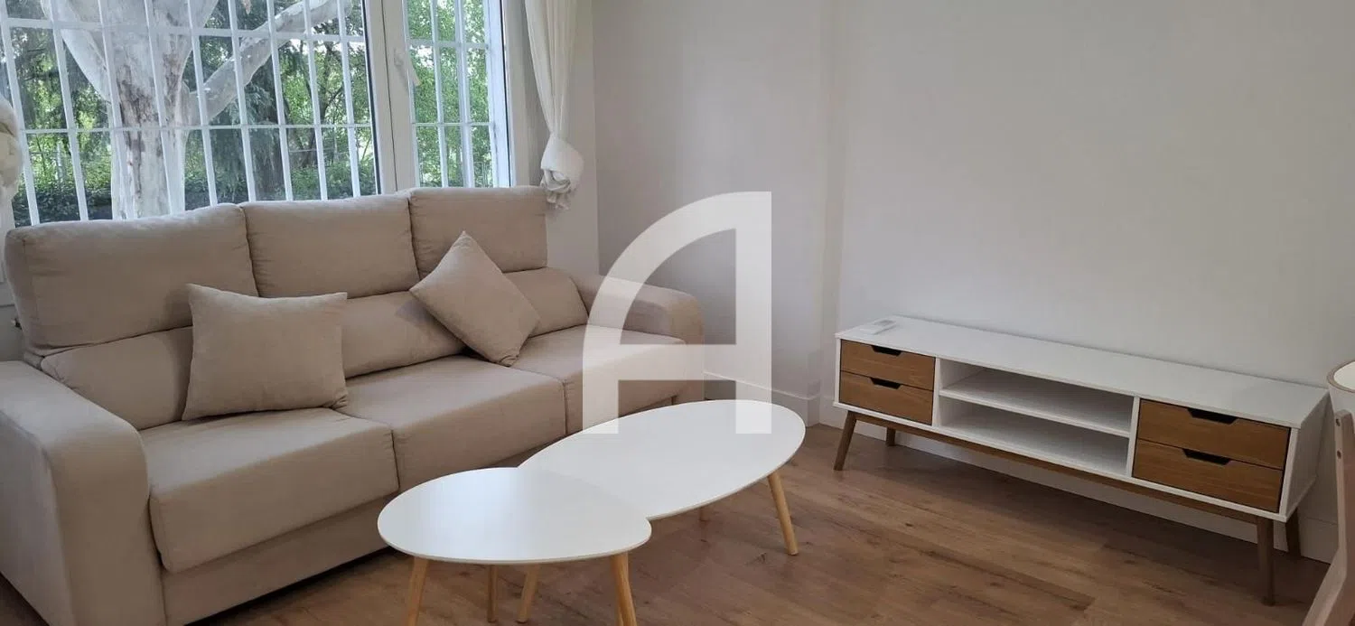 Piso en avenida de Menéndez Pelayo - Foto 4