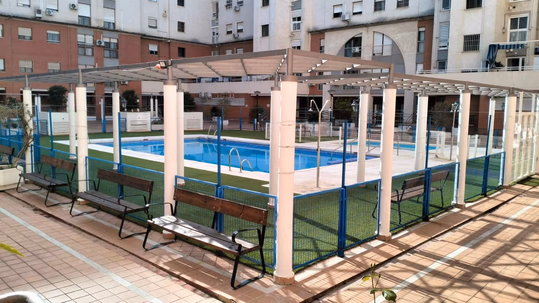 Piso en  Avenida Médicos sin Frontera 4 - Foto 7