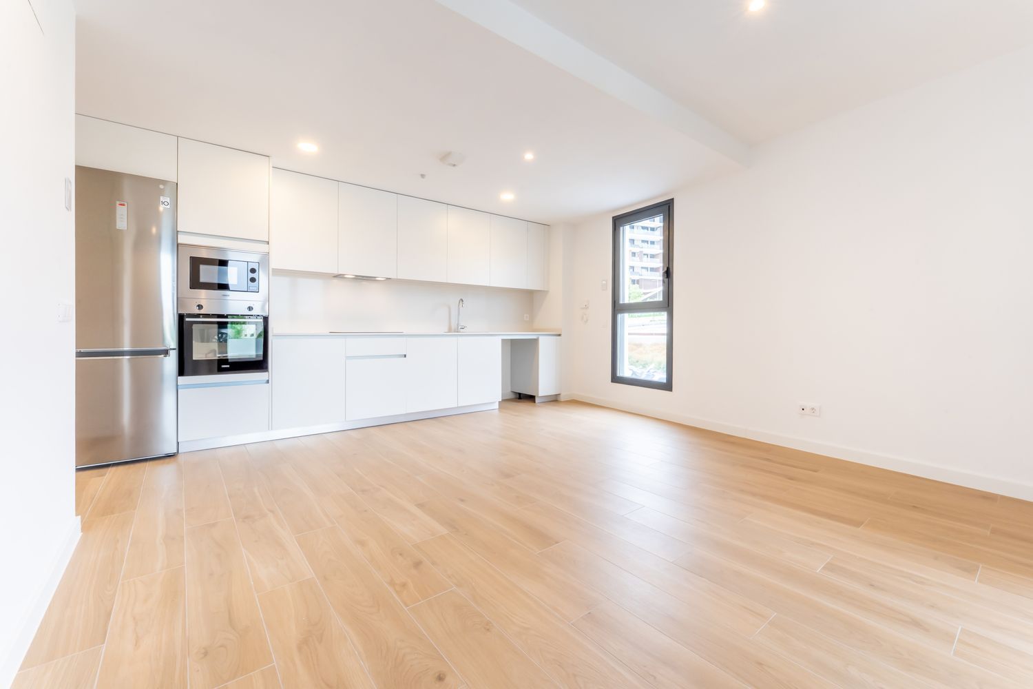 Piso en calle Casimiro Mahou Bierhans, 27 - Foto 2