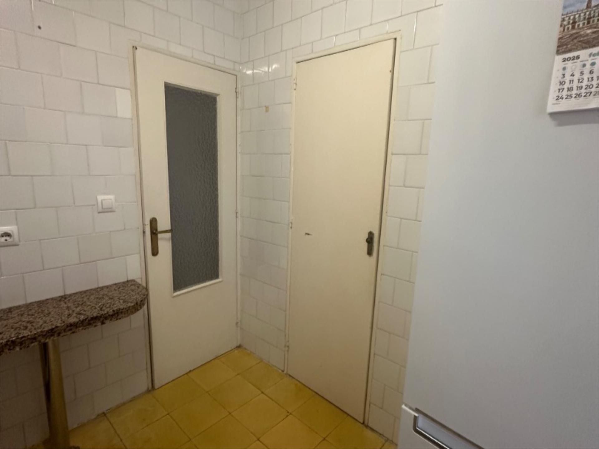 Piso en  Calle del Alcalde Velasco Navarro 10 - Foto 14