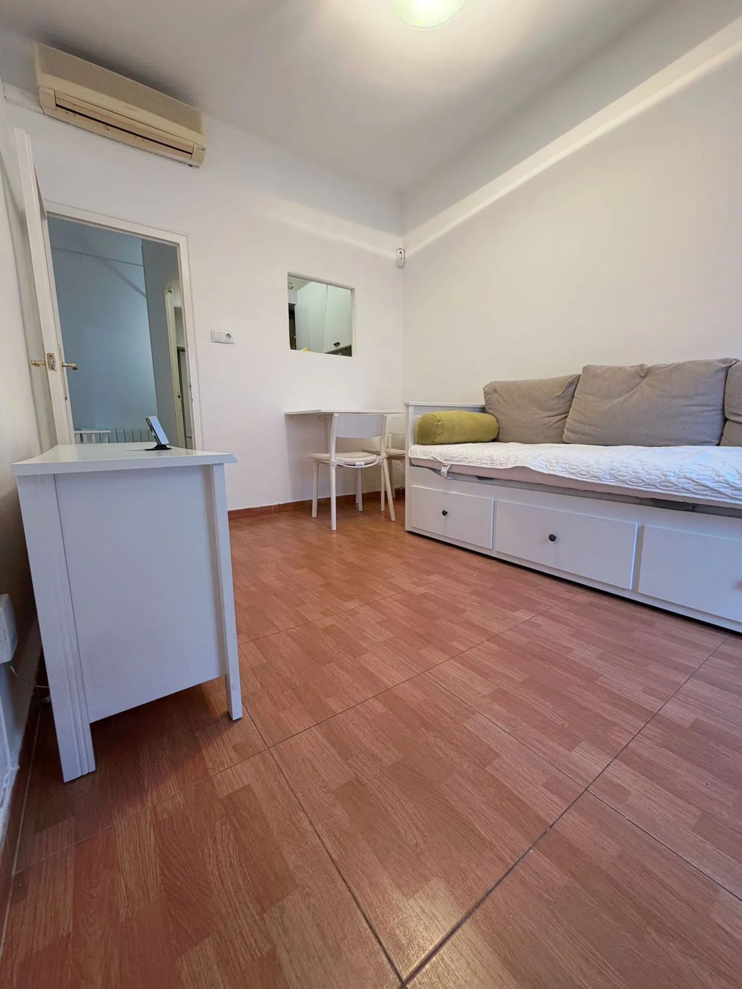 Piso en calle de l'Empordà, 10 - Foto 2