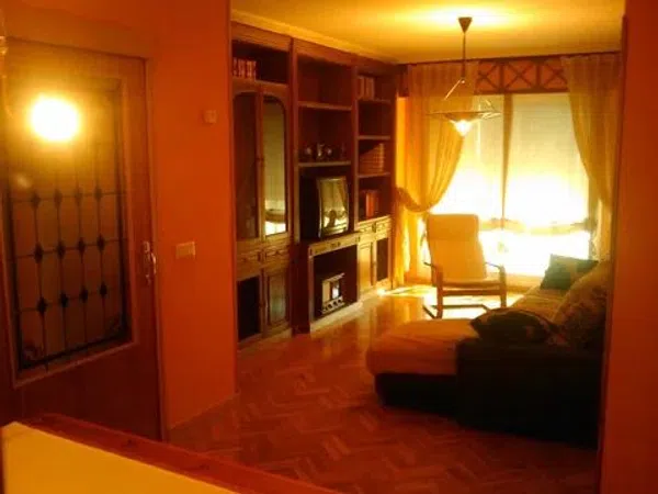 Piso en calle de María Sevilla Diago, 9