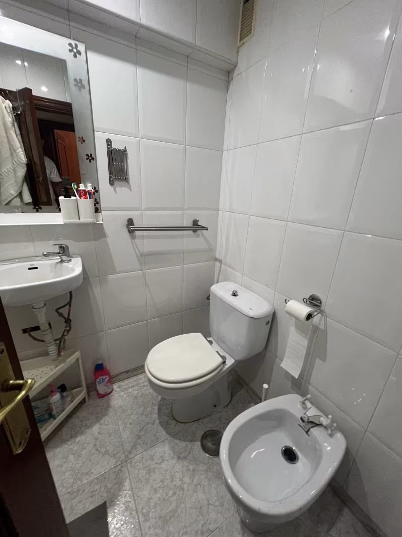 Piso en  Calle de Alozaina 40 - Foto 7