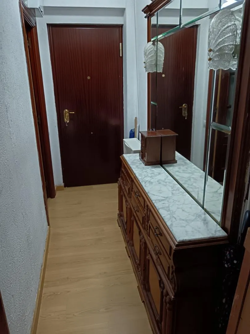 Piso en  Calle Velasquita Giráldez 12 - Foto 5