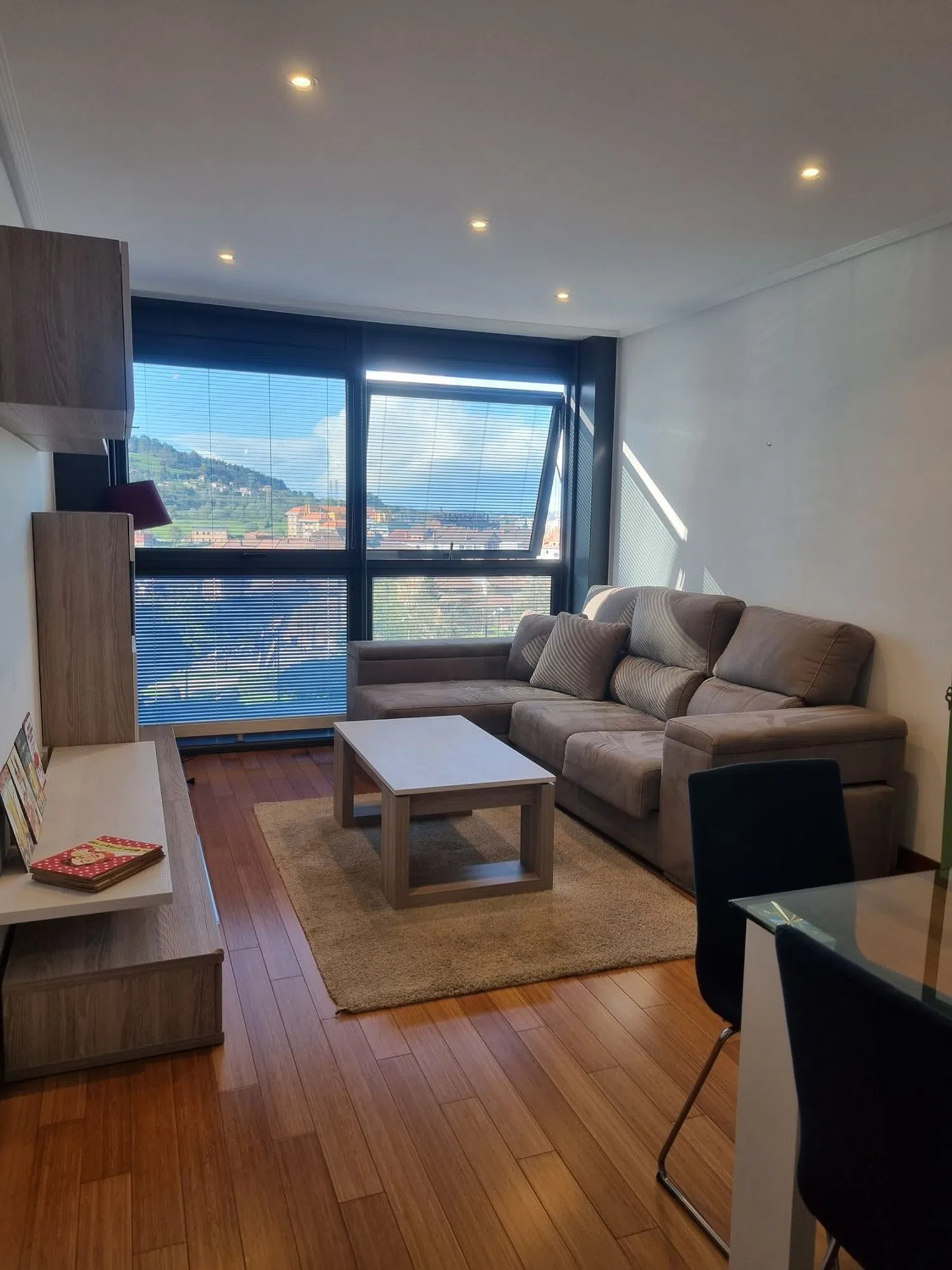 Piso en calle Juan Antonio Álvarez Rabanal, 5 - Foto 1