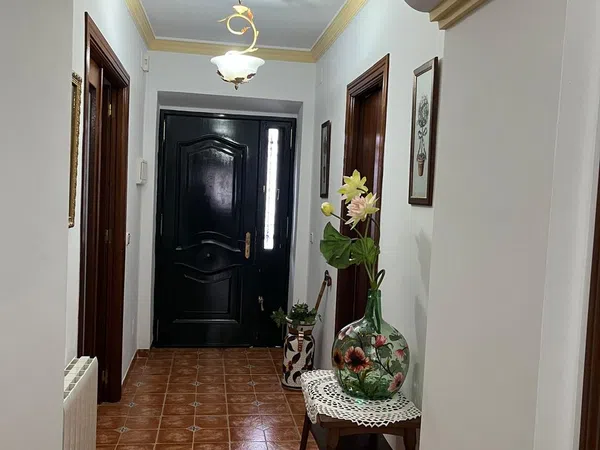 Casa de pueblo en Calle la Paz s/n - Foto 1