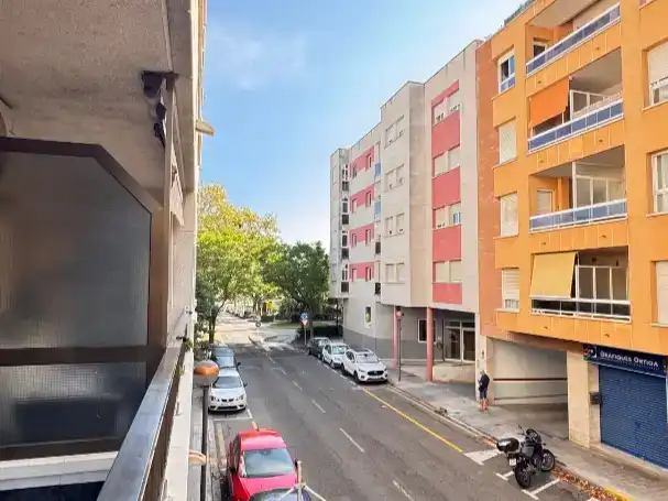 Piso en  Carrer d'Antoni Gaudí 9 - Foto 6