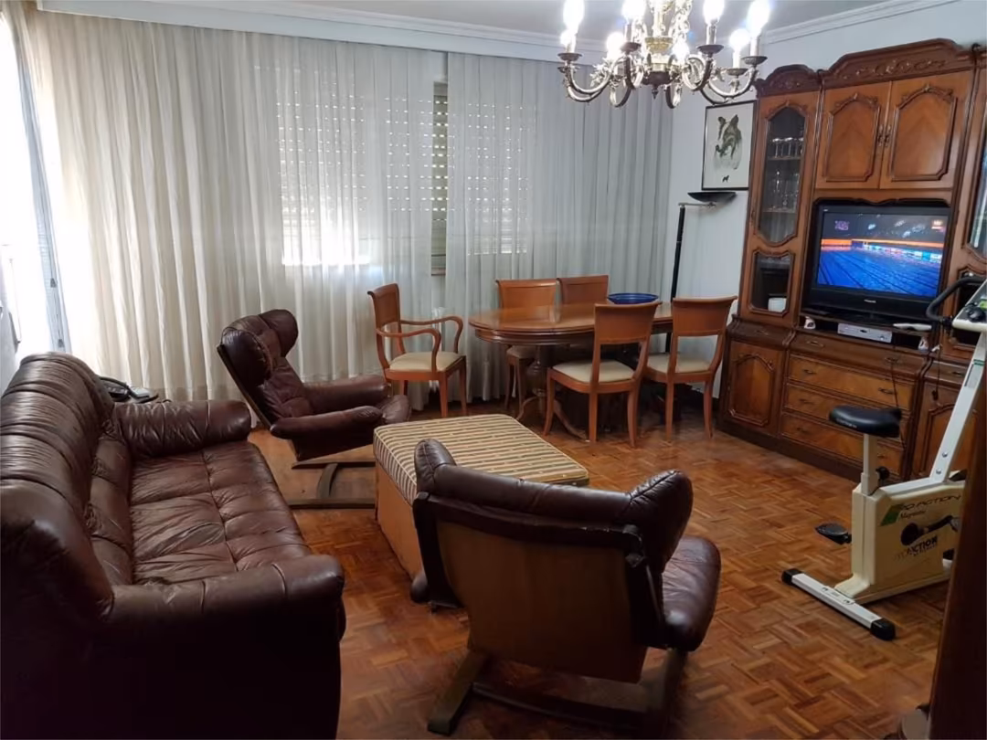 Piso en  Avenida de Villamayor 64 - Foto 4