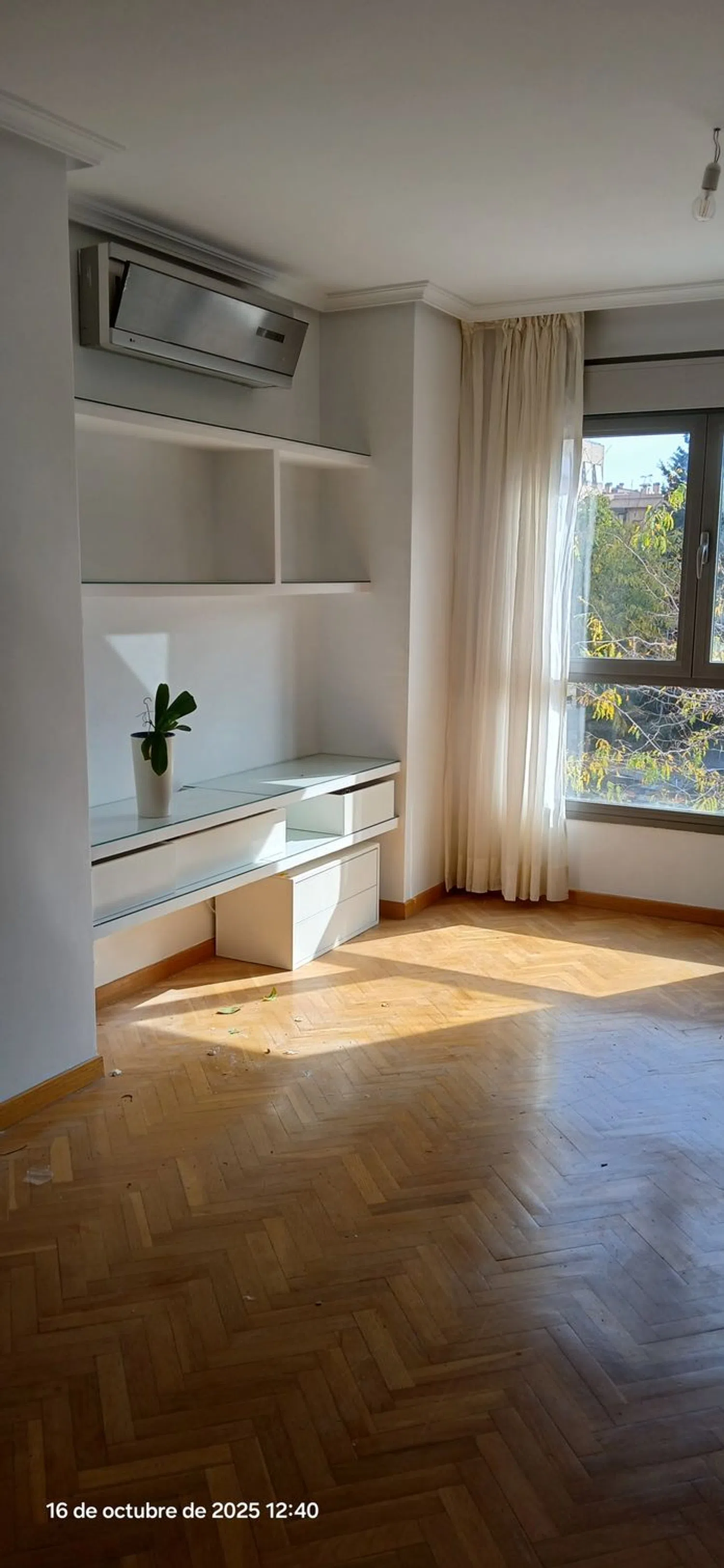 Piso en avenida Santuario de Valverde, 74 - Foto 2