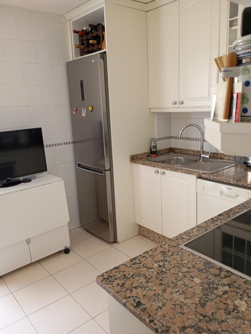 Piso en  Rúa Emilio González López 60 - Foto 4