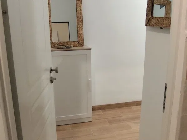 Estudio en plaza de Menéndez Pelayo, 6