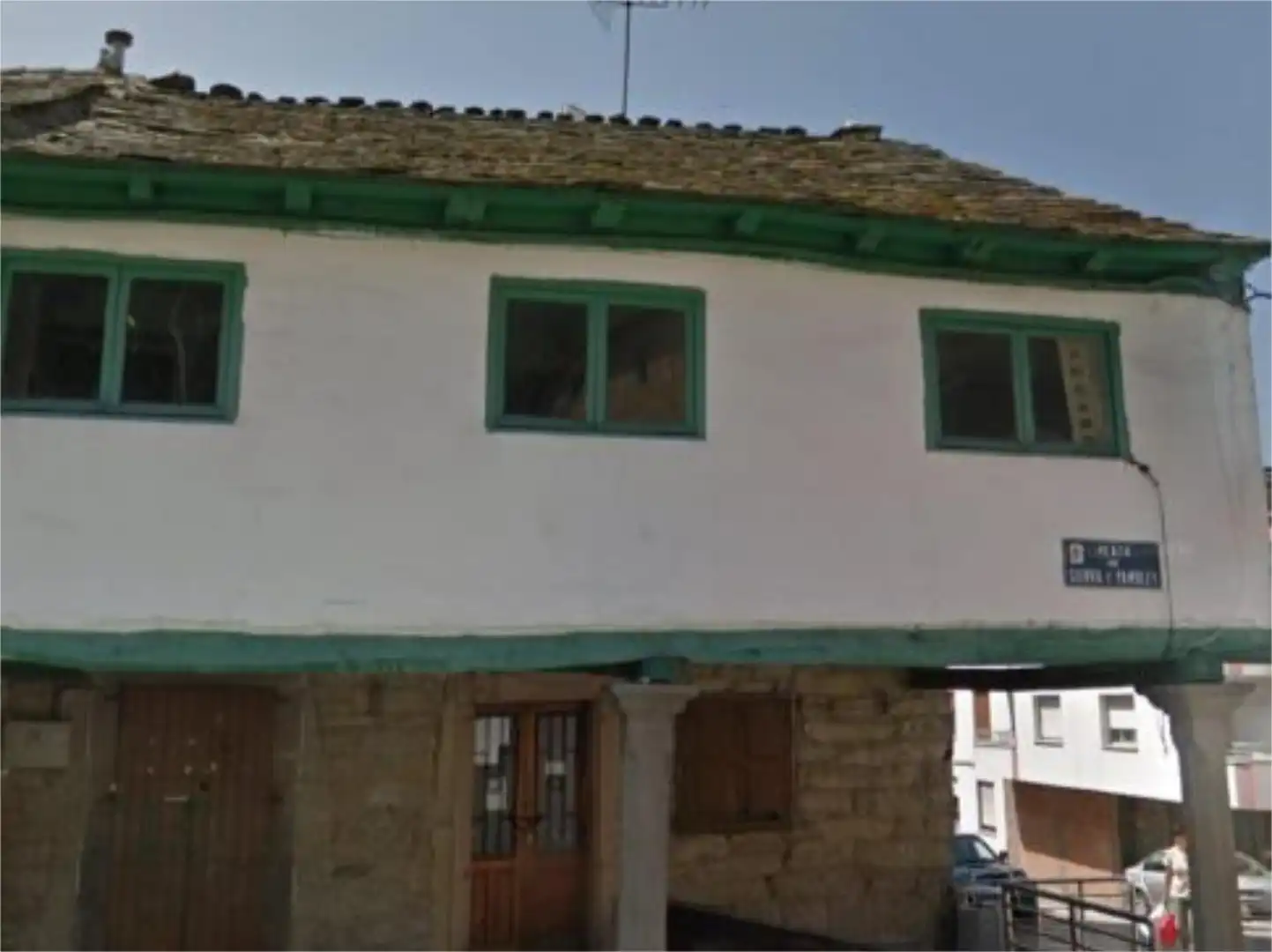 Casa adosada en  Plaza Sierra Pambley 1 - Foto 4