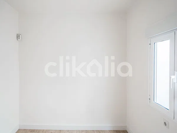 Piso en Calle de Sant Mateu - Foto 12