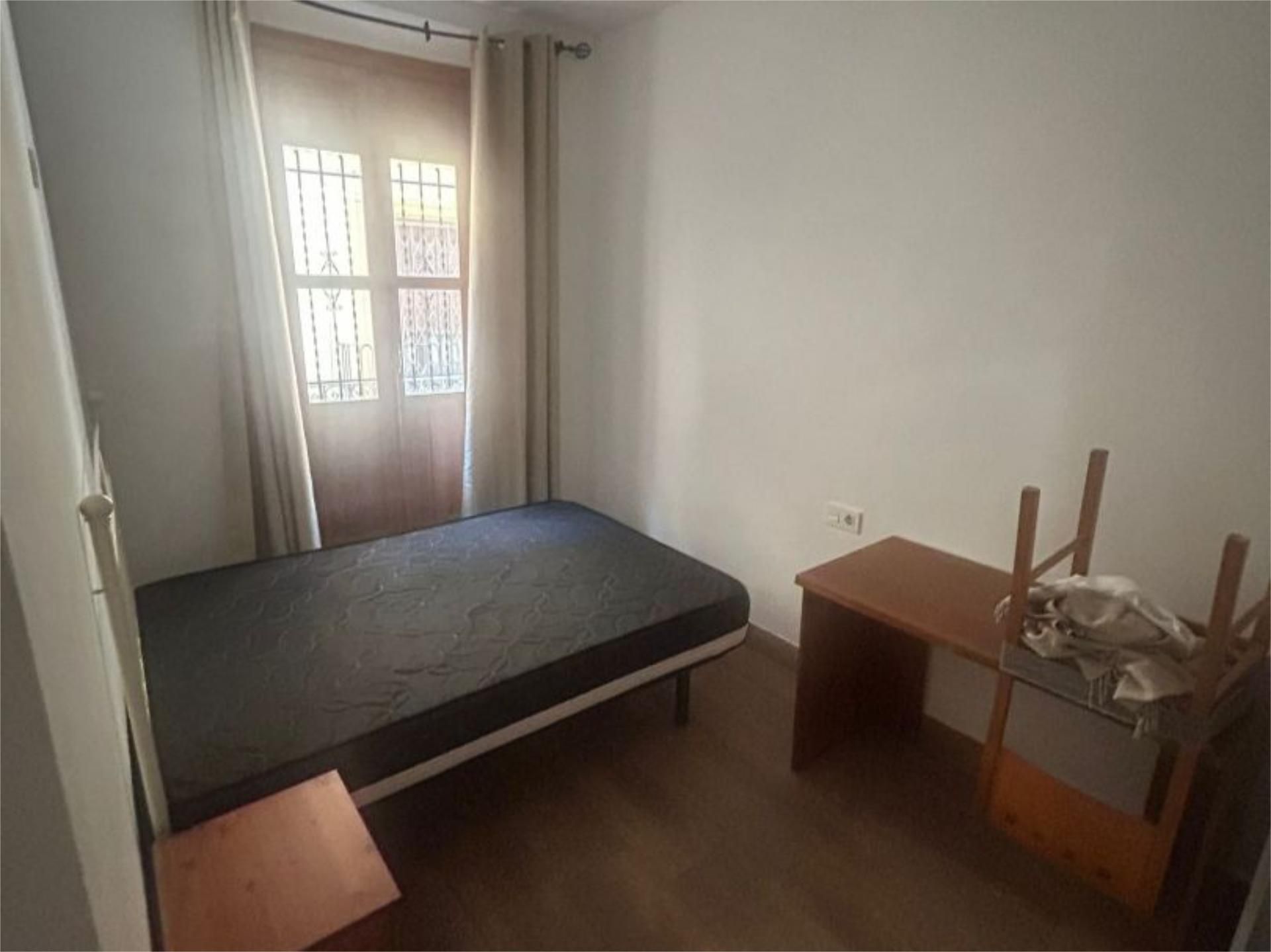 Piso en  Calle Verónica de la Virgen 4 - Foto 5