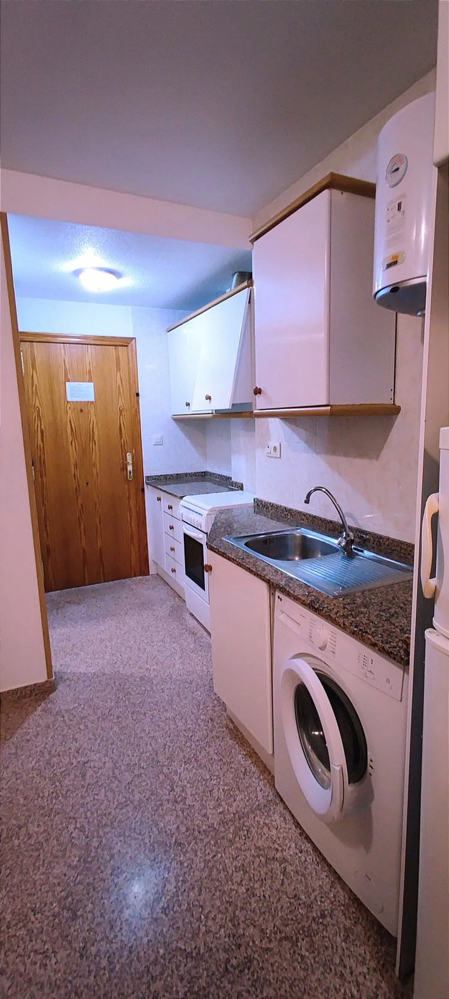 Estudio en calle Mare de Déu de la Mercè, 41 - Foto 4