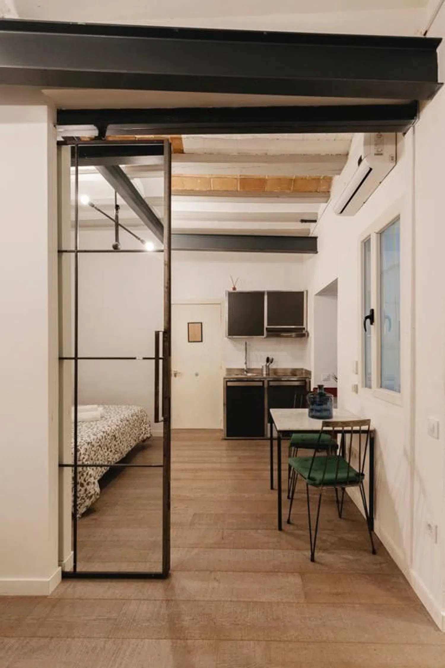 Estudio en calle d'en Gignàs, 5 - Foto 3
