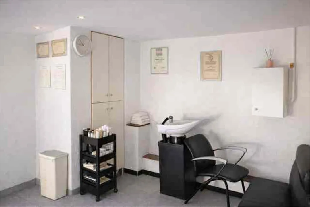 Local comercial en Cornella de Llobregat, La Gavarra - Foto 5