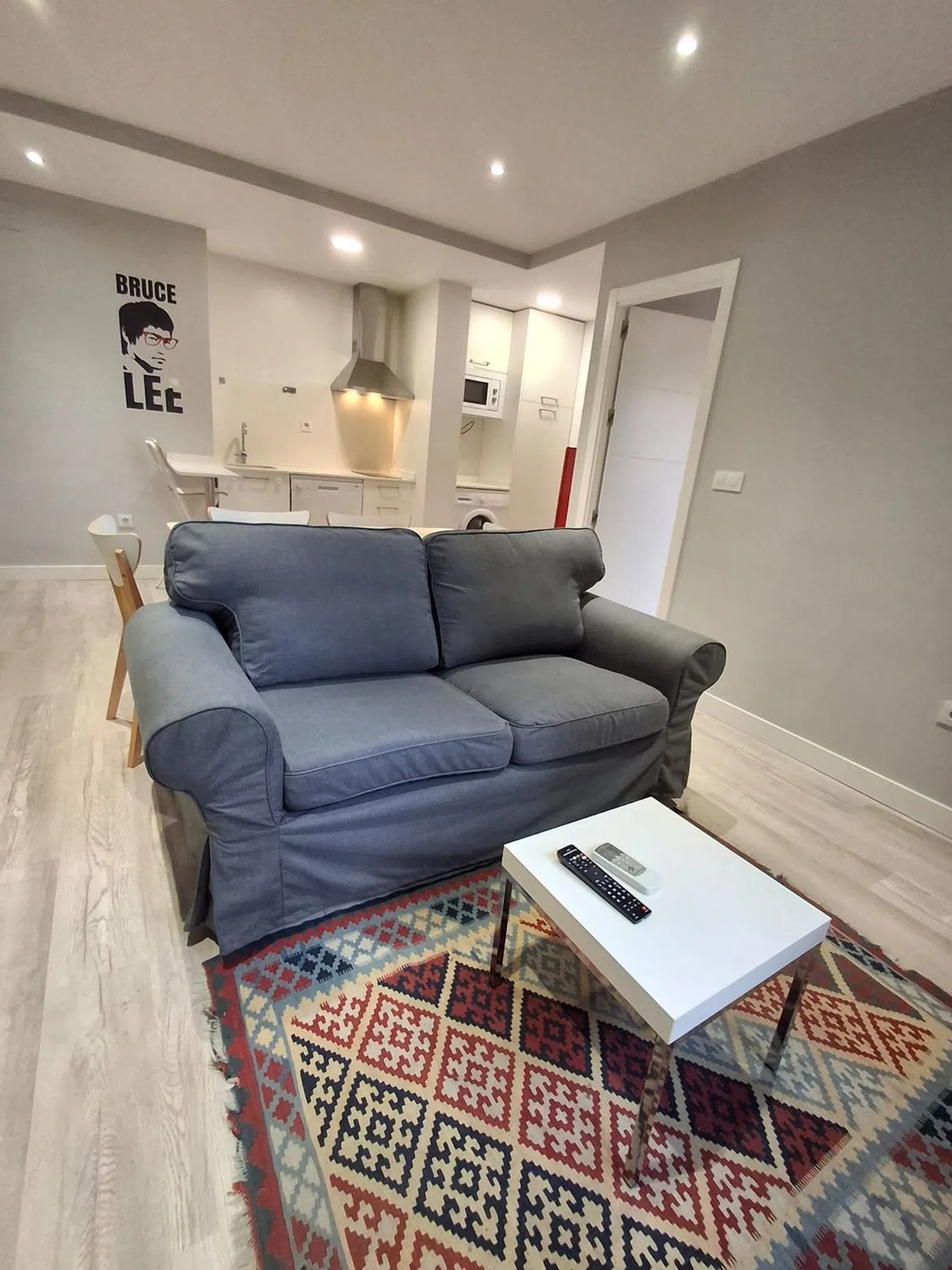 Piso en calle de Canillas, 27