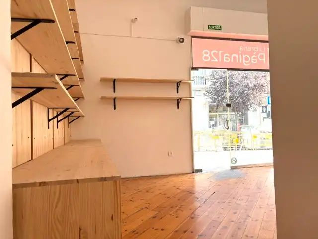 Local comercial en  Carrer del Torrent de l'Olla 177 - Foto 4