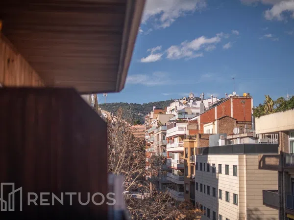 Piso en calle de Calvet - Foto 3