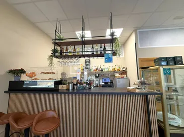Local comercial en Torrejón de Ardoz - Foto 2