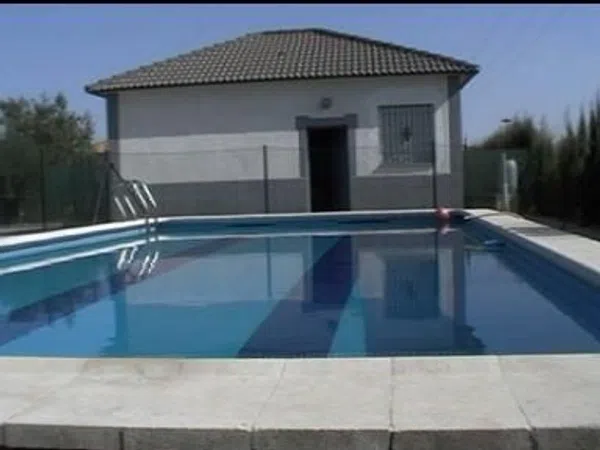 Casa independiente en camino De la Alameda, Calle a s/n