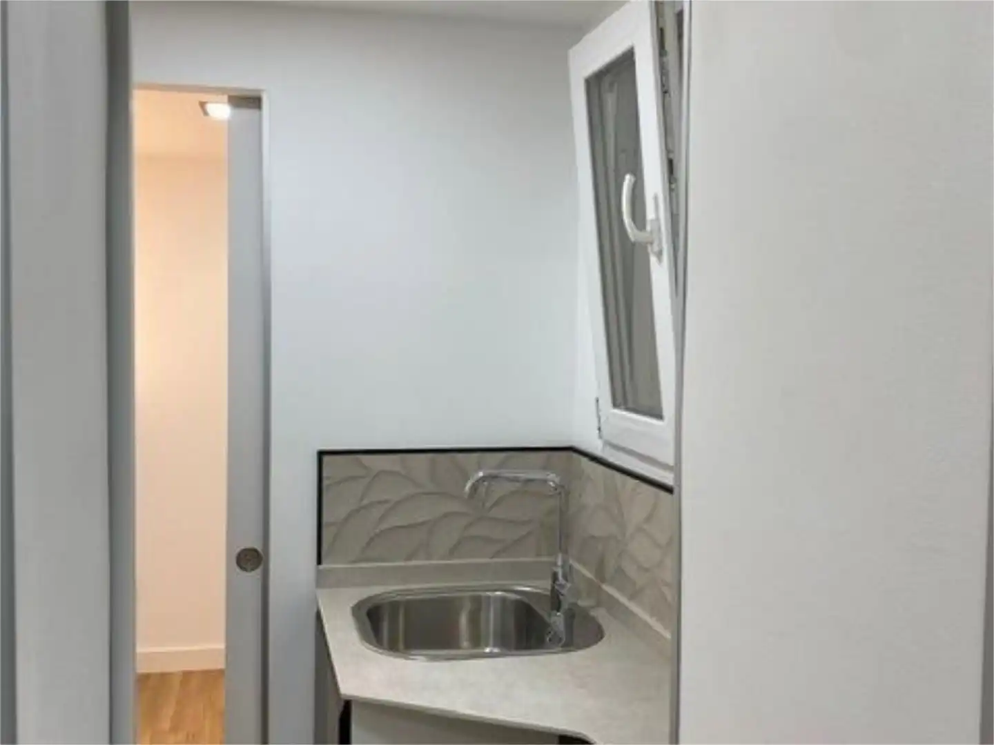 Planta baja en  Carrer de la Marina 187 - Foto 13