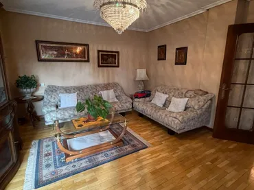 Piso en  Avenida del Alcalde Miguel Castaño 17 - Foto 4
