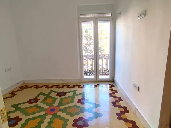 Piso en Gran Via de Ramón y Cajal, 5 - Foto 1