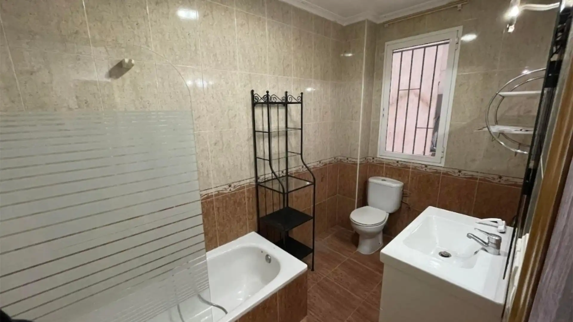 Piso en  Carrer de Xiva 42 - Foto 3