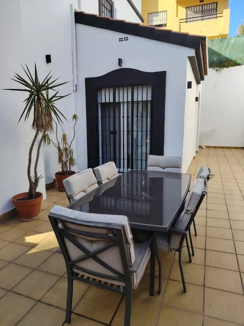 Chalet en  Calle Blasco Ibáñez 17 - Foto 2