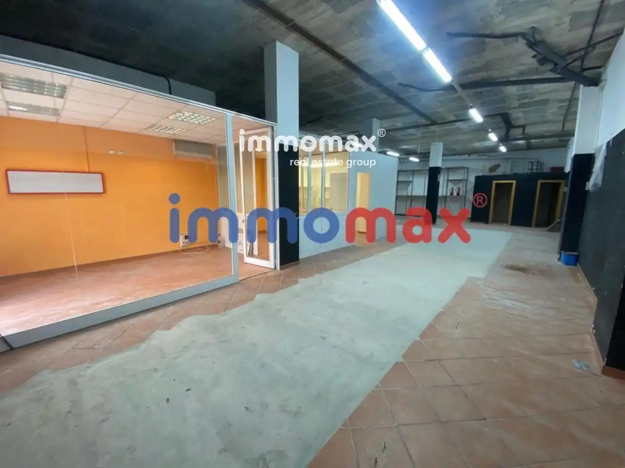 Local comercial en Sant Boi de Llobregat - Foto 2