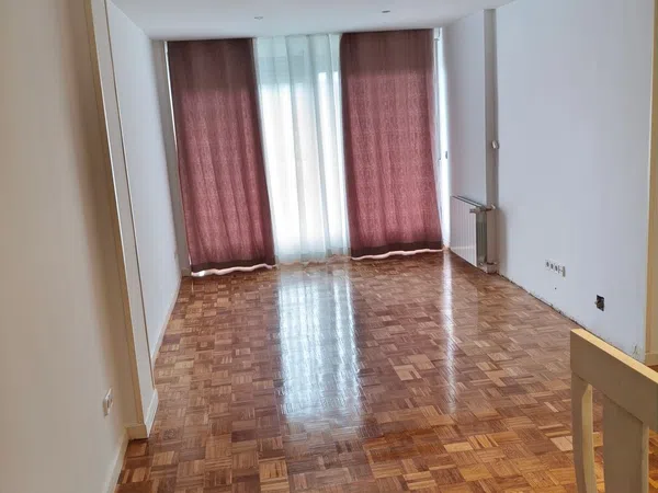 Piso en Valderas - Los Castillos - Foto 1