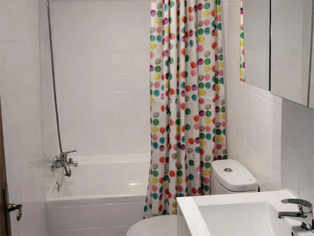 Piso en  Calle del Monasterio de la Oliva 4 - Foto 6