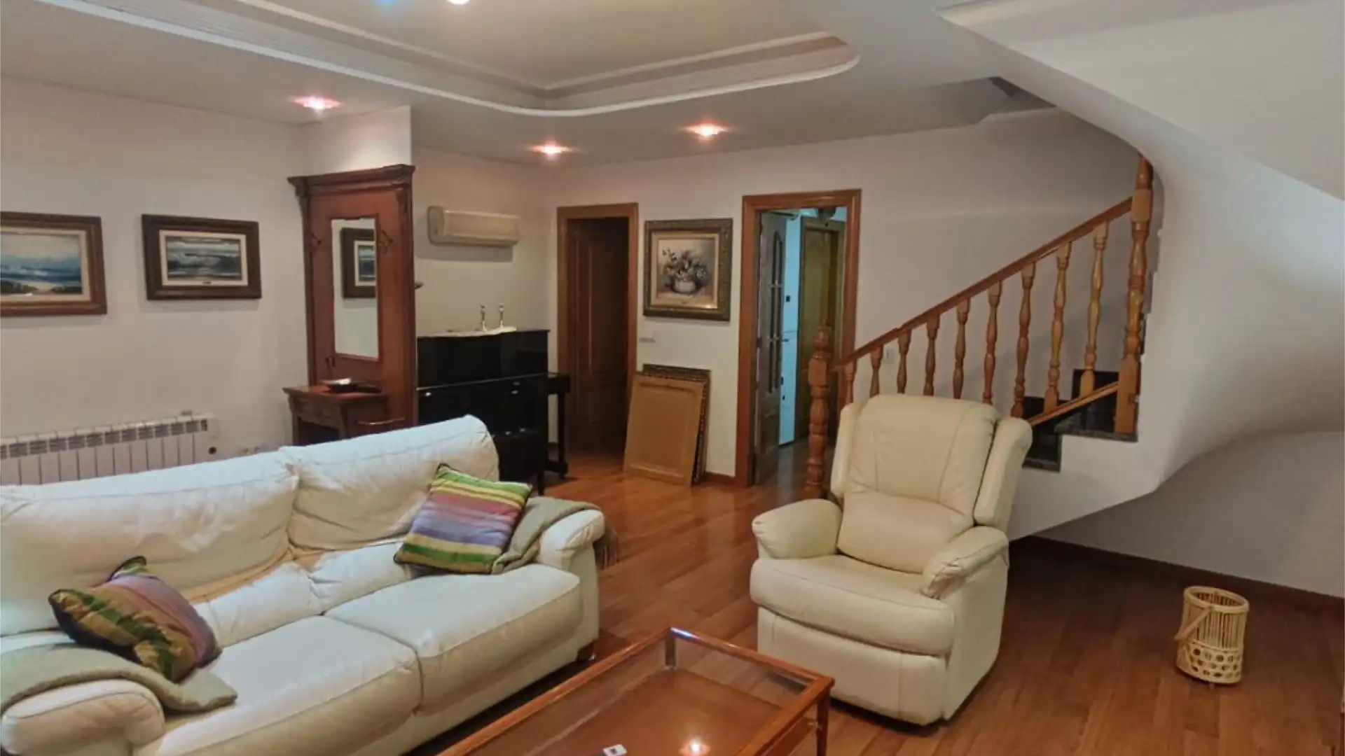 Casa adosada en  Calle Carrascos 18 - Foto 11